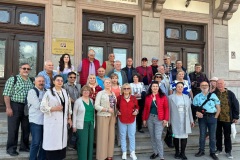 Echipa AJTR și ghida noastra de la Ateneul Popular "Mr. Gh. Pastia"