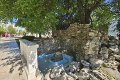 "Cascada Dorintei" din Gradina Publica