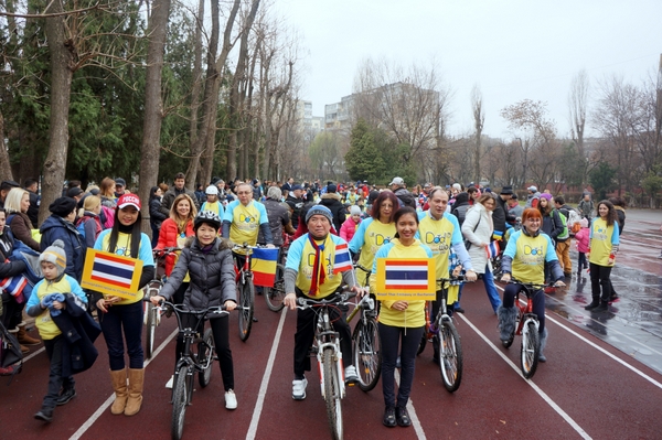 BICICLETĂ PENTRU TATA