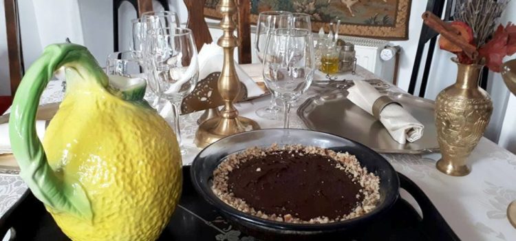 CREMĂ DE CIOCOLATĂ CU NUCI DE-I ZIC FRANȚUZII GANACHE (GANAJ)