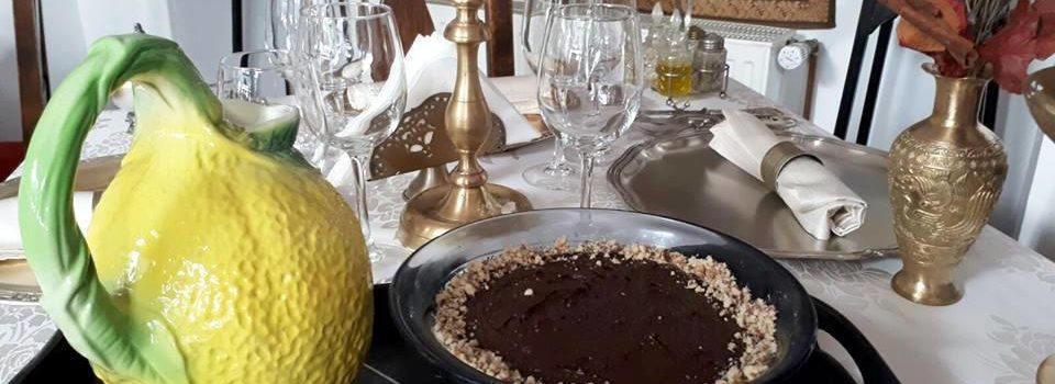 CREMĂ DE CIOCOLATĂ CU NUCI DE-I ZIC FRANȚUZII GANACHE (GANAJ)